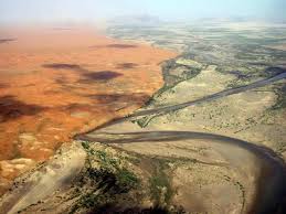 reg dessert meets land